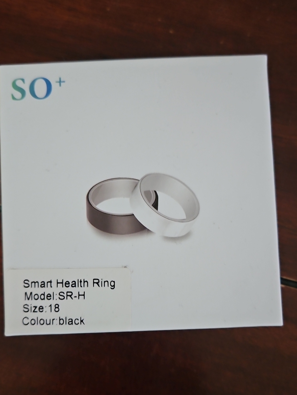 SO+ Smart Health Rings in Black and White